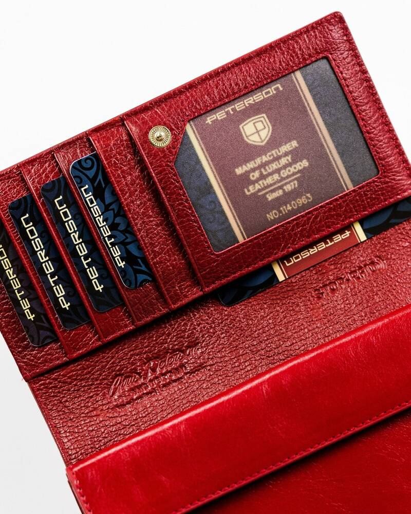 Czerwony skórzany portfel damski z klapką - Peterson - obrazek 4