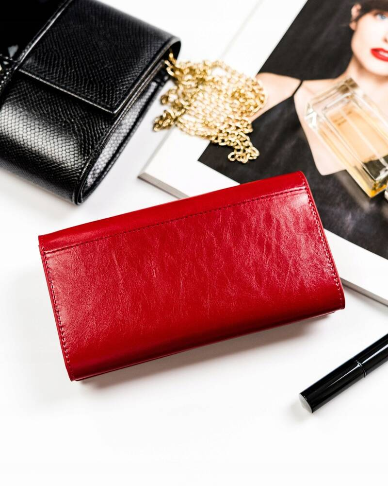 Czerwony skórzany portfel damski z klapką - Peterson - obrazek 9